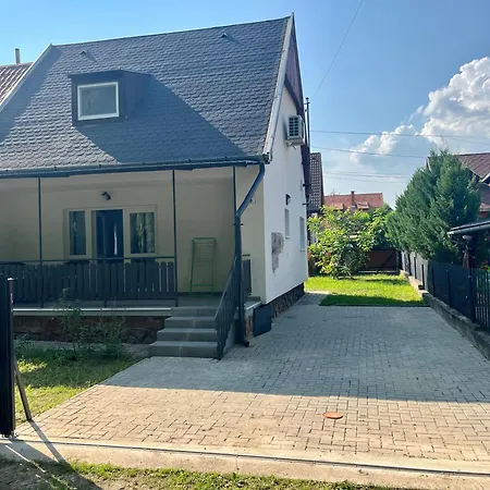 Дом отдыха Illa Berek *