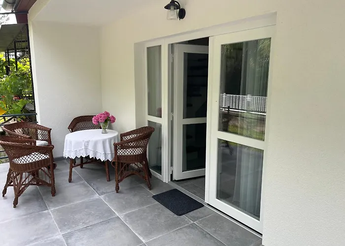 Illa Berek * Ábrahámhegy