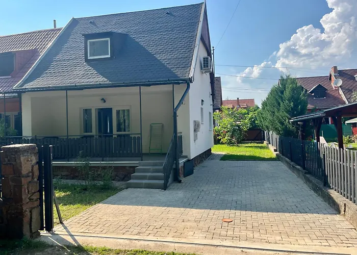 Semesterbostad Illa Berek *